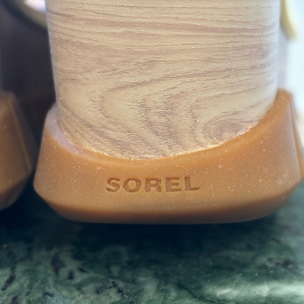Sorel - Picture 9 of 12
